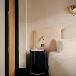 Pied A Terre Madeleine *