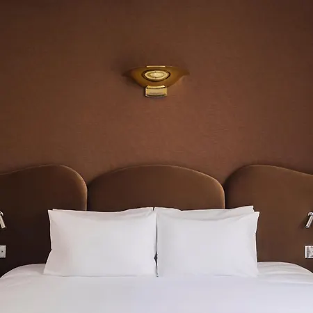 Pied A Terre Madeleine * Parijs