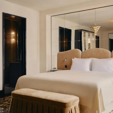 Pied A Terre Madeleine Apartment